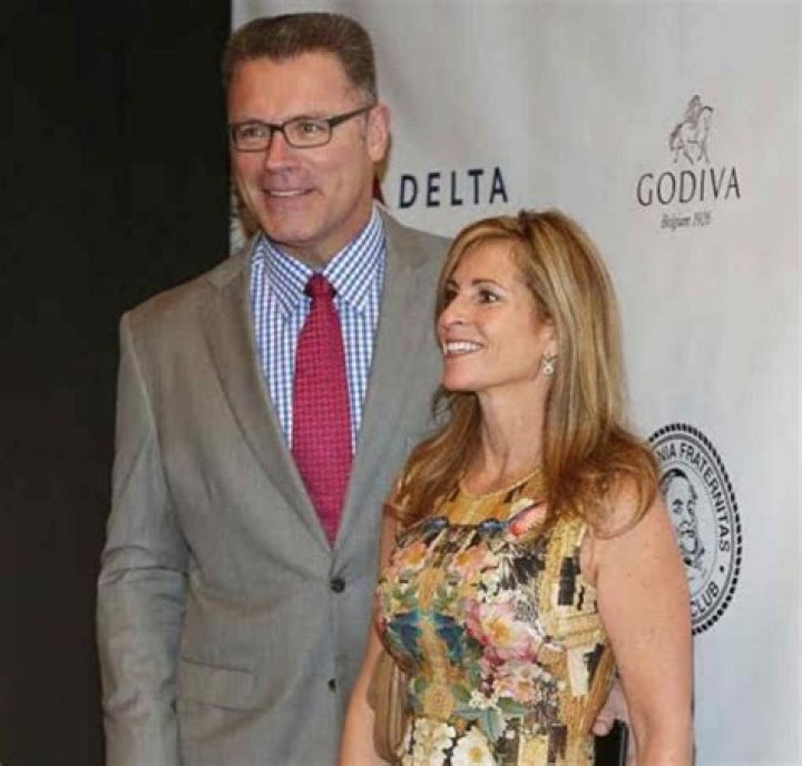 Megan O’malley – Bio, Age & Everything About Chris Long’s Wife