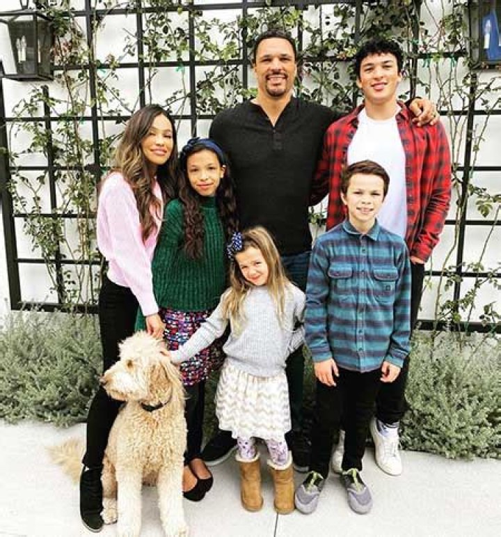 October Gonzalez – What To Know About Tony Gonzalez’s Wife
