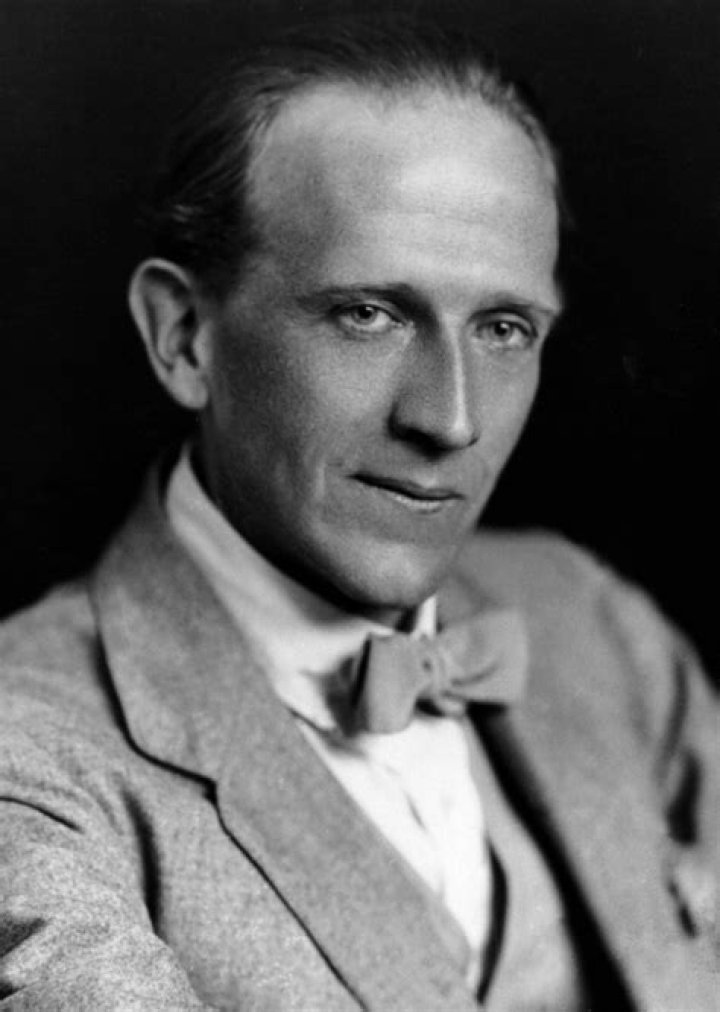 A. A. Milne Biography - Facts, Childhood, Family Life & Achievements