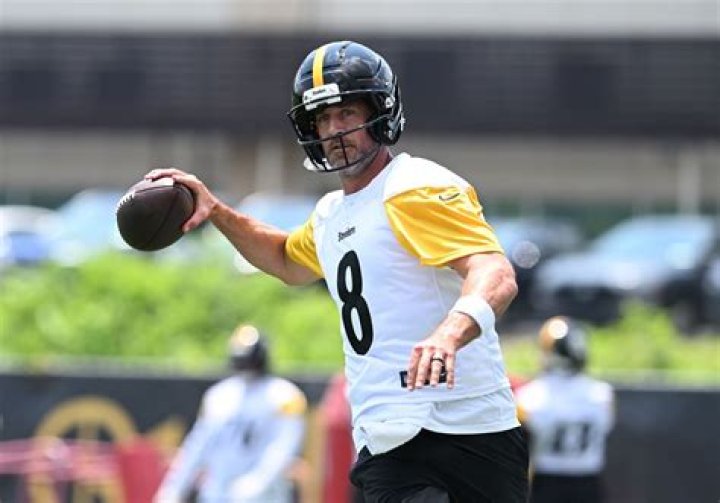 Aaron Rodgers Opens Up About His Shailene Woodley Engagement And Reveals He Can’t Wait To Have Kids!