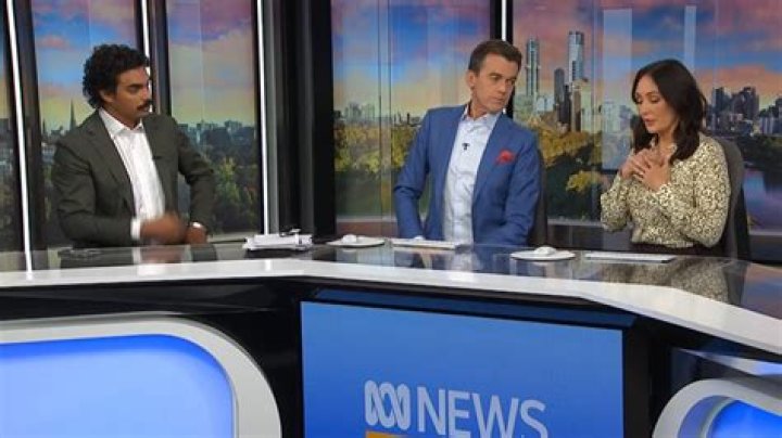 
ABC Sports Presenter Tony Armstrong Denied, He Has A Secret Wife 