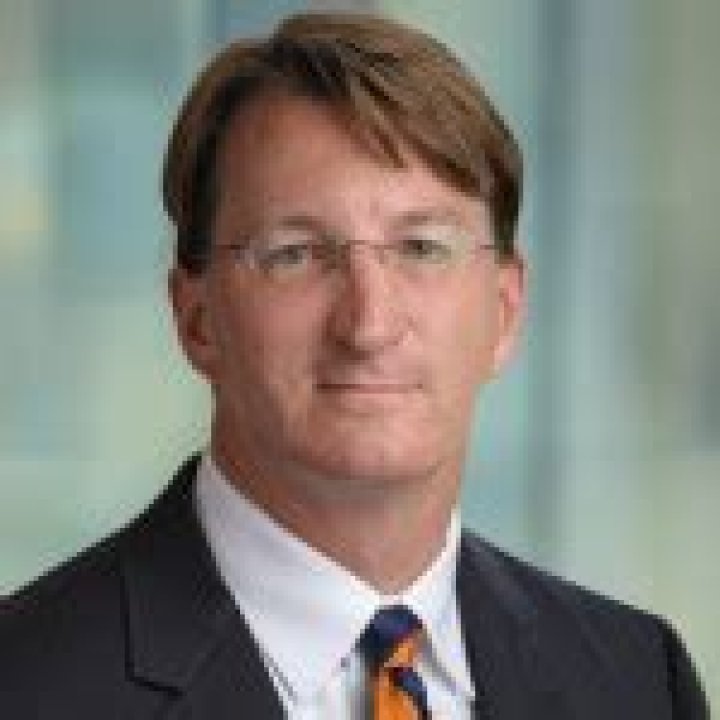 Dr. Adam Starr, MD – Dallas, TX