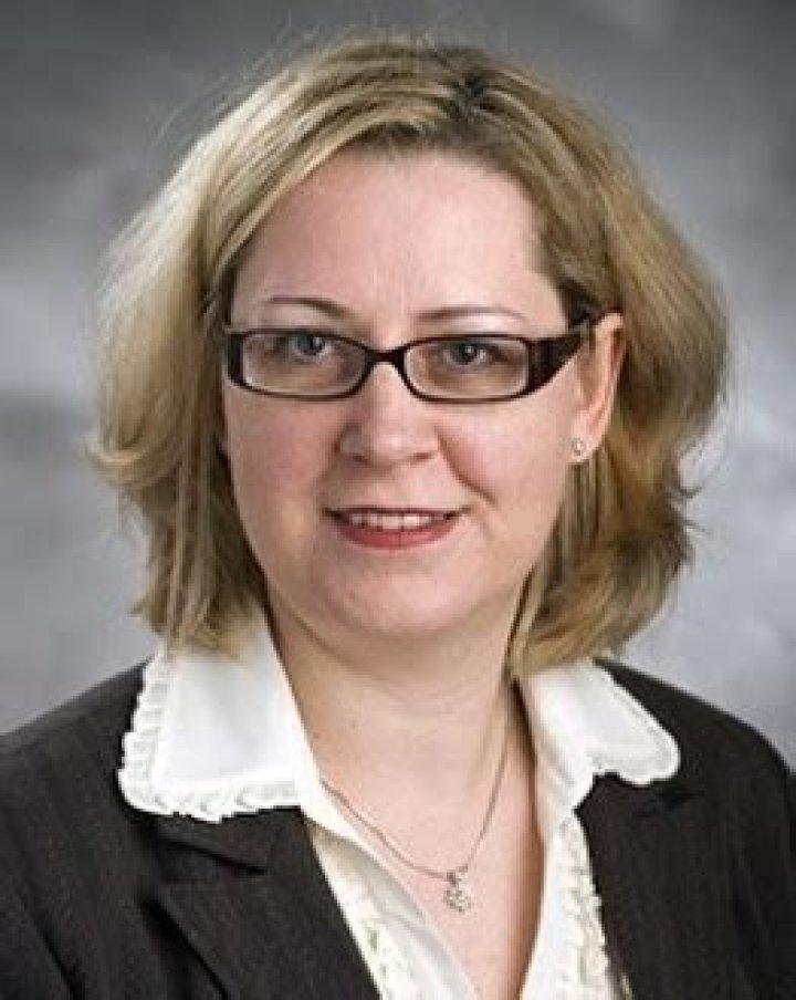 Dr. Agata Oczko-Danguilan, MD – Gages Lake, IL