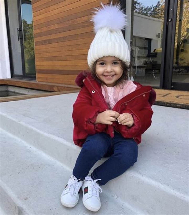 Alaïa McBroom - Bio, Facts, Family Life of YouTuber