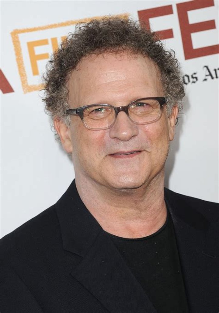 Albert Brooks Biography - Facts, Childhood, Family Life & Achievements