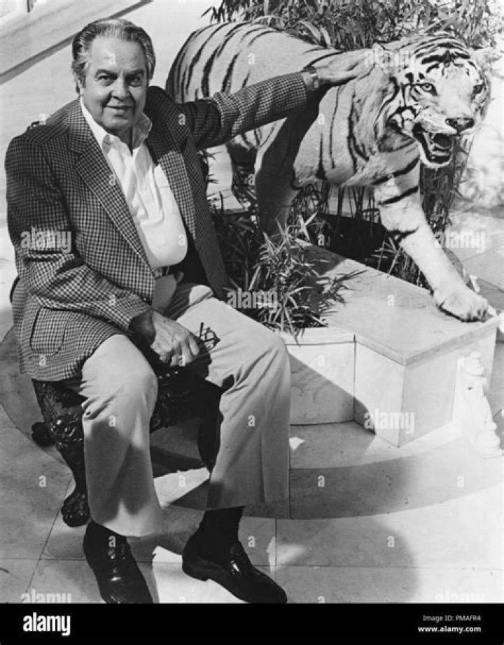 Albert R. Broccoli Biography - Facts, Childhood, Family Life & Achievements