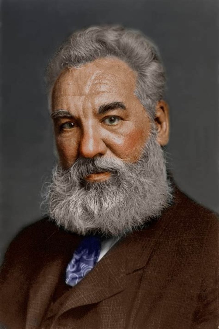 Alexander Graham Bell Biography - Facts, Childhood, Family Life & Achievements
