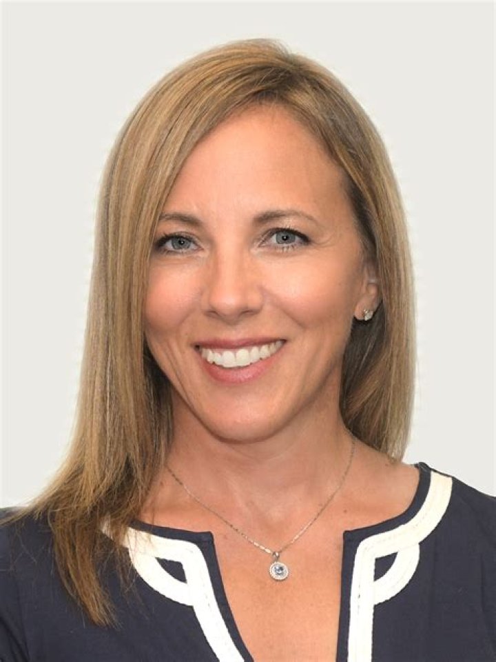 Alexandra Bache, PA – Lansdowne, VA