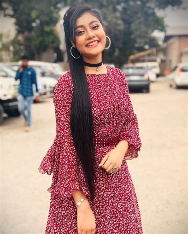 Alina Patra Age, Biography, Wiki, Height, Boyfriend, Net Worth, Instagram