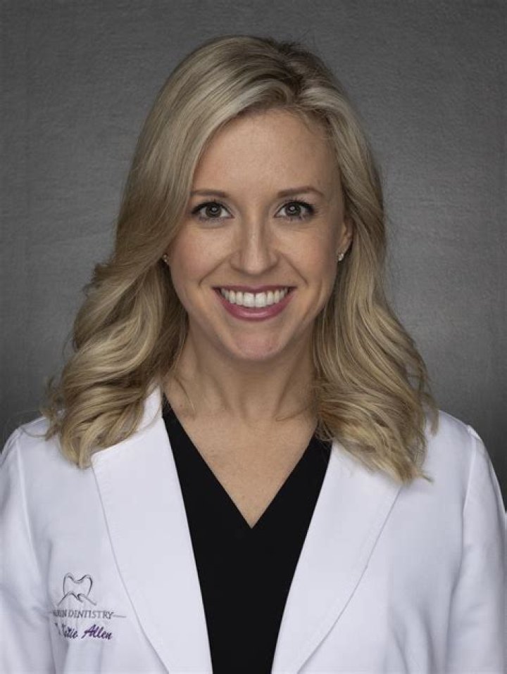 Dr. Allyson Schmitt, MD – Knoxville, TN