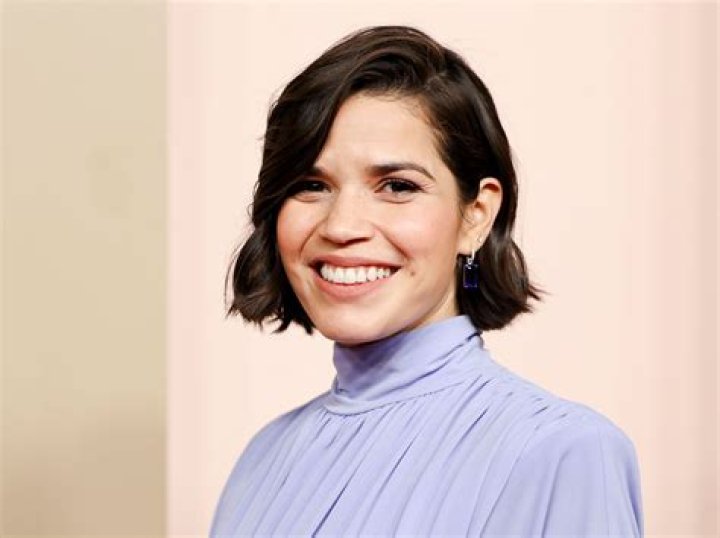 America Ferrera Biography - Facts, Childhood, Family Life & Achievements