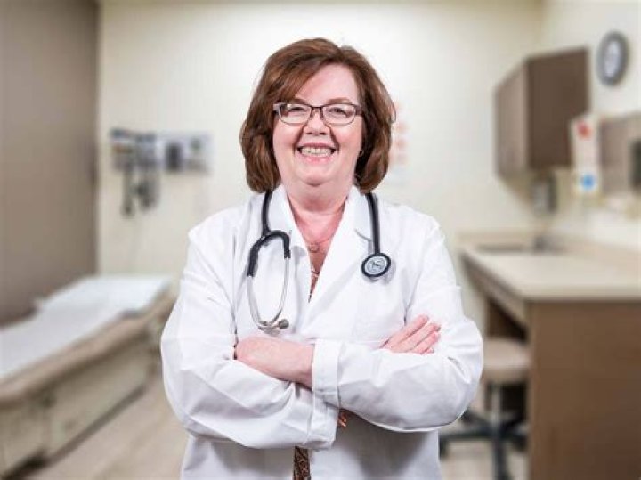 Dr. Amita Shetty, MD – Fayetteville, NC