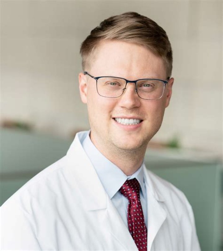 Dr. Andrew Kleven, MD – Glendale, WI