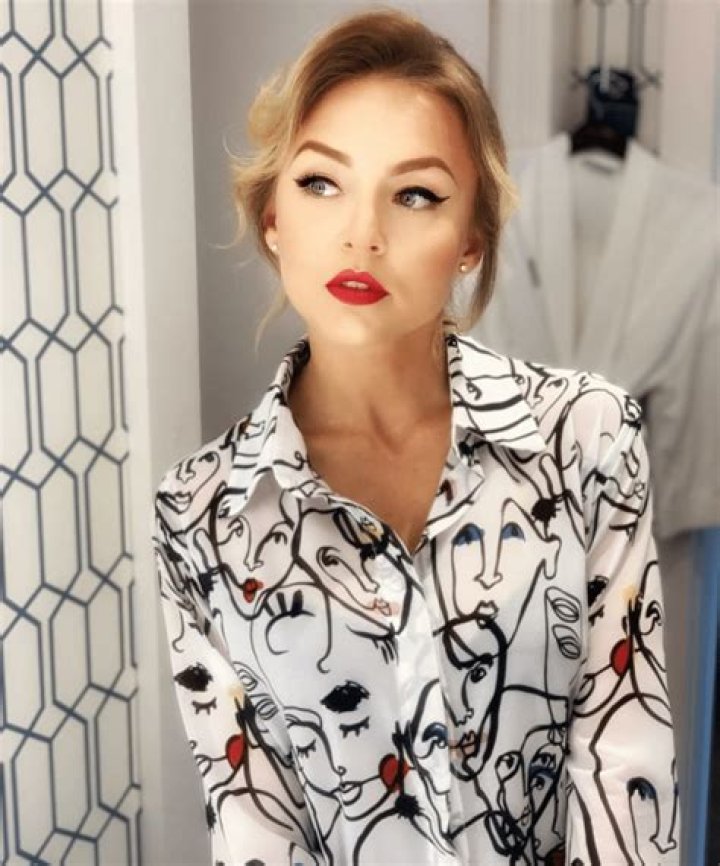 
Angelique Boyer’s Biography: Husband, Age, Net Worth, Family 