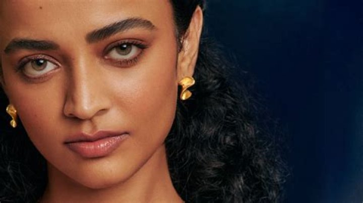 Anjali Sivaraman Archives - Celebrities: Wiki, Age, Height, Net Worth, Relationship