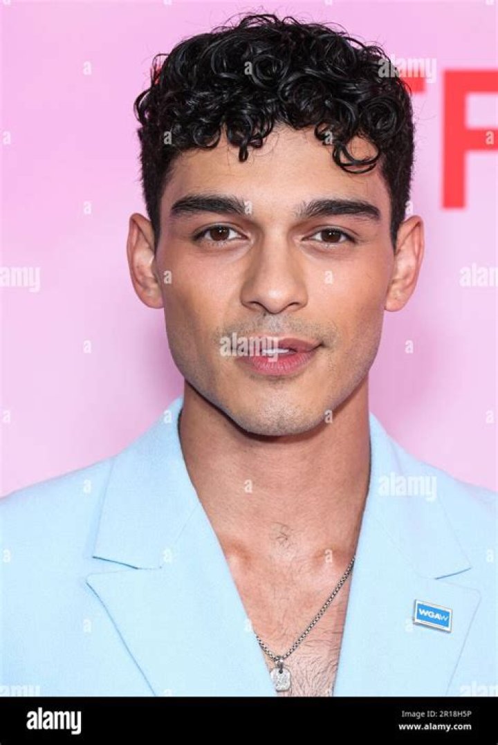 Anthony Keyvan Wiki, Age, Height, Girlfriend, Ethnicity & Parents