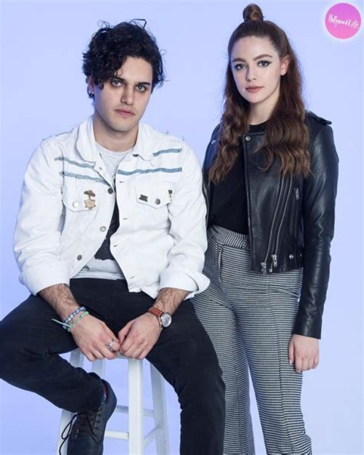 Aria Shahghasemi Net Worth, Relationship, Age, Wiki, Biography, Height in Feet