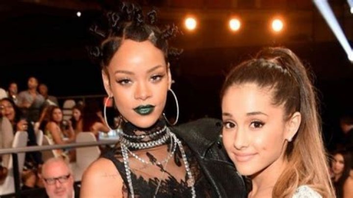 Ariana Grande Also Pleads With Rihanna To Drop That New Album Already – ‘I Want It So Bad!’