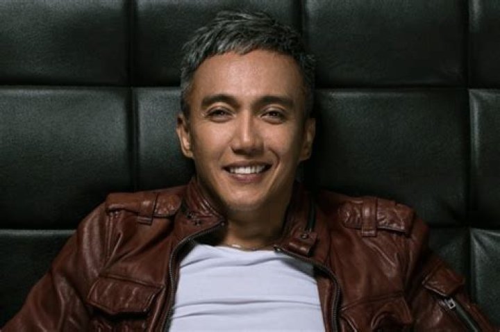 Arnel Pineda Biography - Childhood, Life Achievements & Timeline