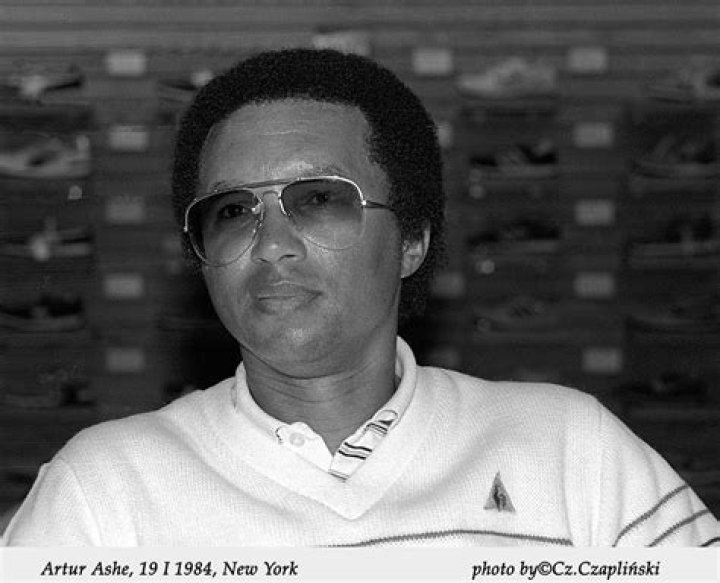 Arthur Ashe Biography - Facts, Childhood, Family Life & Achievements