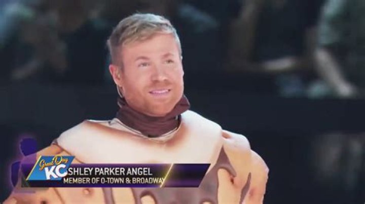 Ashley Parker Angel parents: Meet Darren Parker and Paula Parker