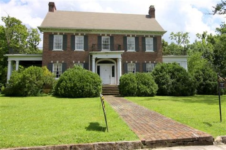 Where does Austin Smotherman live?