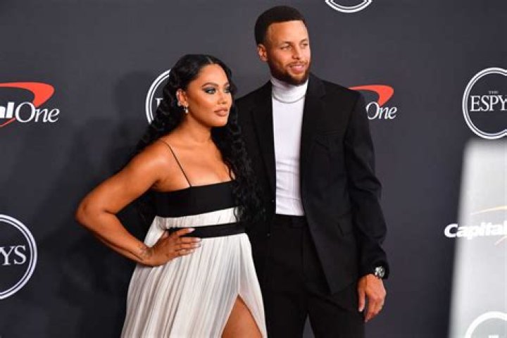 
Ayesha Curry Weight Gain Explained Amid Her Pregnancy Rumors 