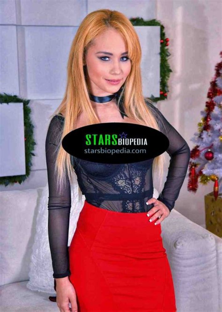 Ayira Queen Wiki, Bio, age, height, family, photos, videos, net worth