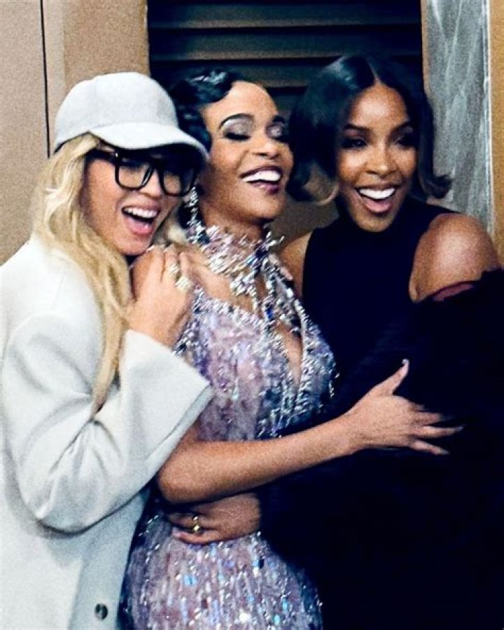 Beyoncé, Kelly Rowland, And Michelle Williams Killed It At The Wearable Art Gala, But Blue Ivy Stole The Show — Photos Have Destiny’s Child Fans Debating Who Won The Night