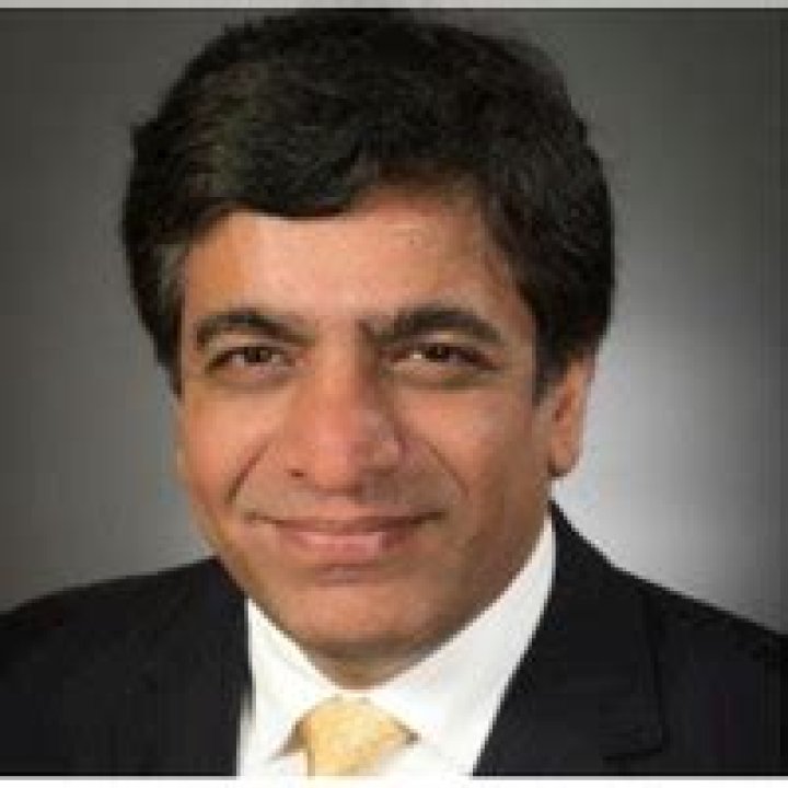 Dr. Bhupesh Parashar, MD – New Hyde Park, NY