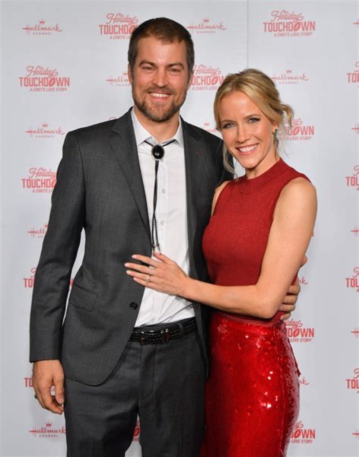 Bitty Schram husband: Is Bitty Schram married?