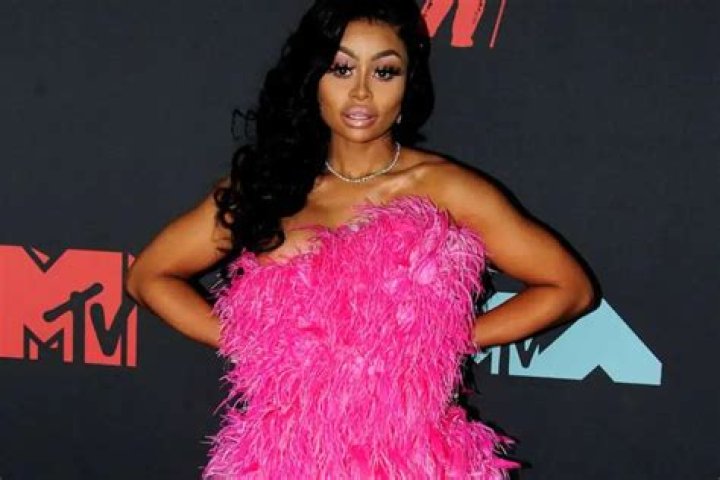 Blac Chyna Drops Her First Single, ‘Seen Her’! – Fans Are Here For This And Ask For A Nicki Minaj Collab – Watch The Video