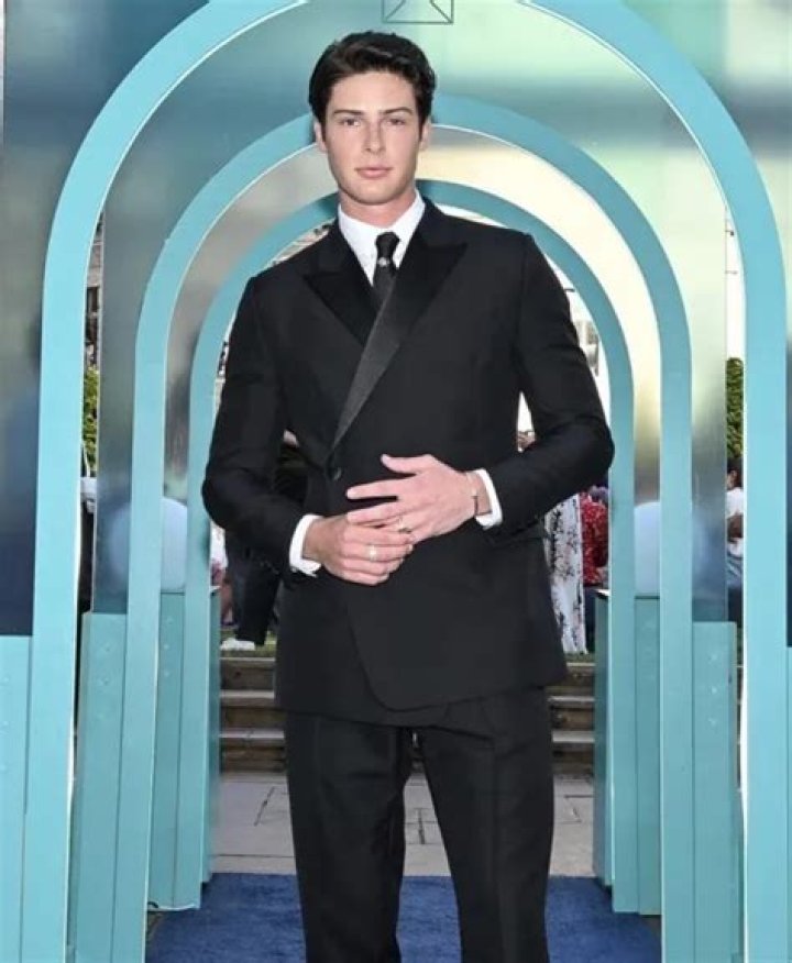 Blake Gray - Bio, Facts & Family Life of Instagram, TikTok Star