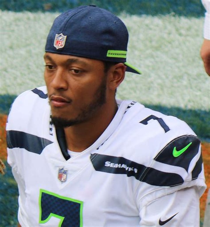 Brett Hundley Age, Wikipedia, Biography, Children, Salary, Net Worth, Parents.