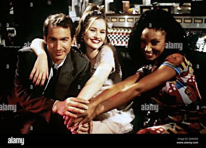 Brian Benben - Bio, Facts, Family Life of Actor