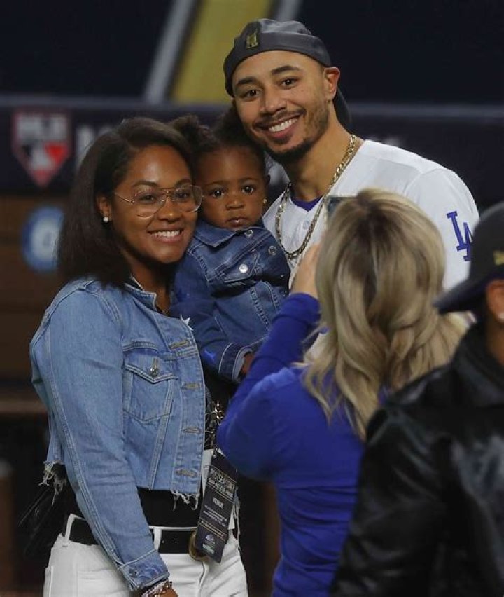 Brianna Hammonds: Mookie Betts’s Wife Age, Height, Children, Net Worth – Family Facts To Know