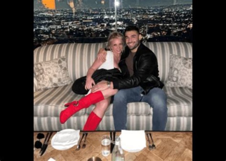 Britney Spears said that she does not want too much attention but is happy to pose for the camera