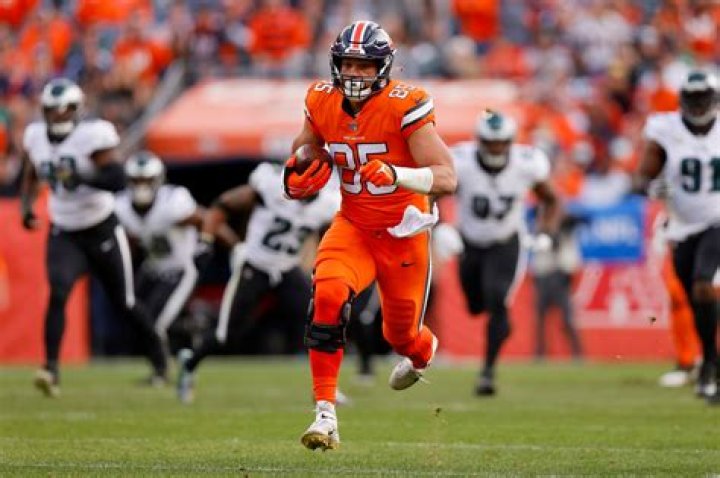 
Broncos Tight End Albert Okwuegbunam Spent His Childhood In Springfield, Illinois 