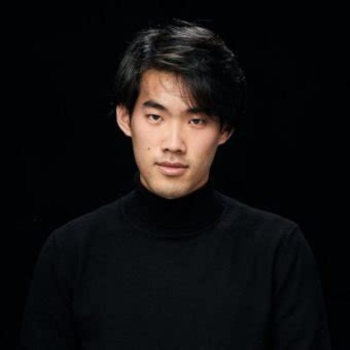 Bruce Liu (Pianist) Wiki, Bio, Age, Height, Weight, Chopin, Girlfriend, Net Worth, Facts