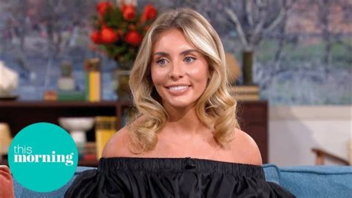 C Blu Height, Weight, Net Worth, Age, Birthday, Wikipedia, Who, Nationality, Biography