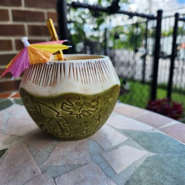 Caribe Devine Husband, Age, Wikipedia, Legs, Salary, Married, Bio