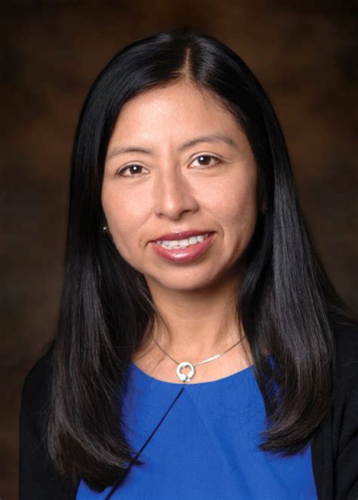 Dr. Carmen (Mansilla-Orihuela) Balding, MD – Glendale, WI