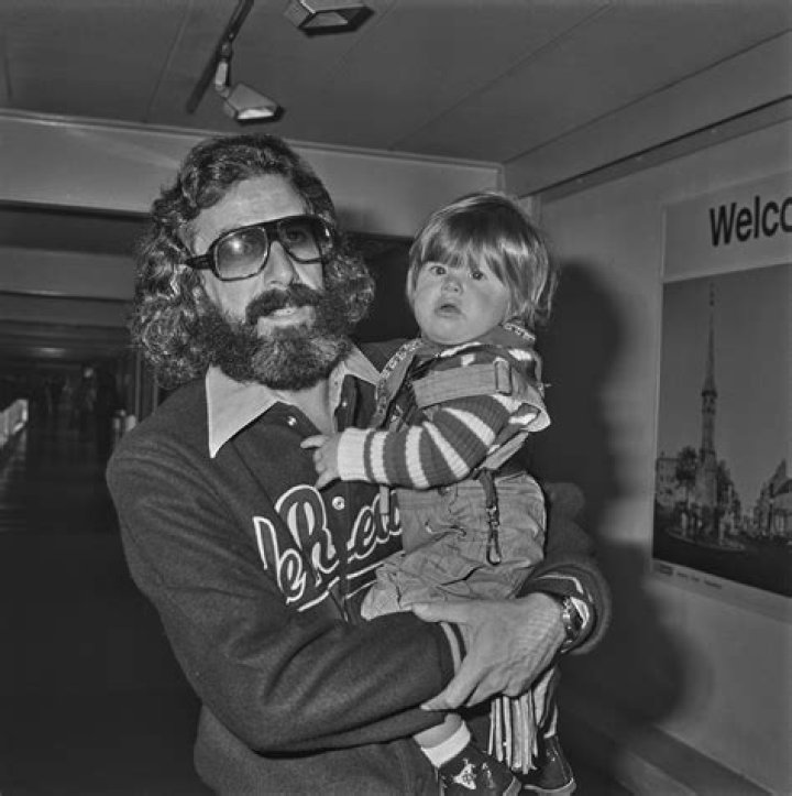 
Casey J. Adler Height, Weight, Net Worth, Age, Birthday, Wikipedia, Who, Nationality, Biography 
