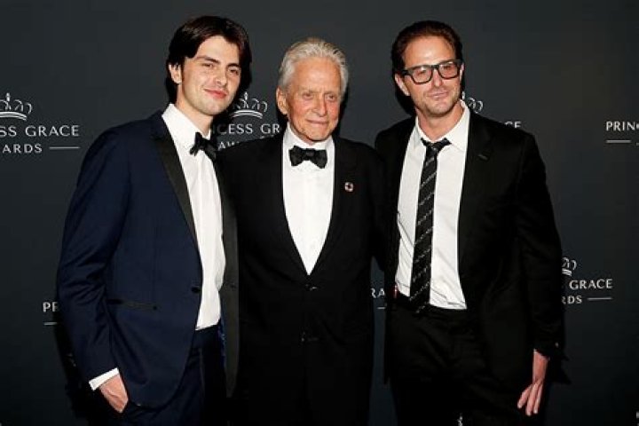 Catherine Zeta-Jones Posts Throwback Pic Of Husband Michael Douglas With His 3 Kids On Father’s Day!