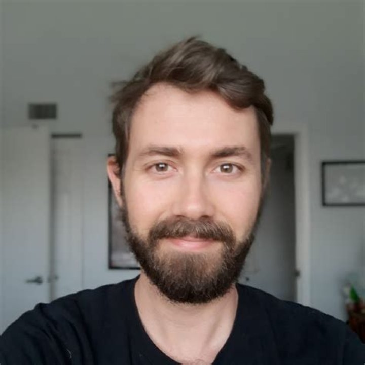 Dr. Chad Carlson, MD – Milwaukee, WI