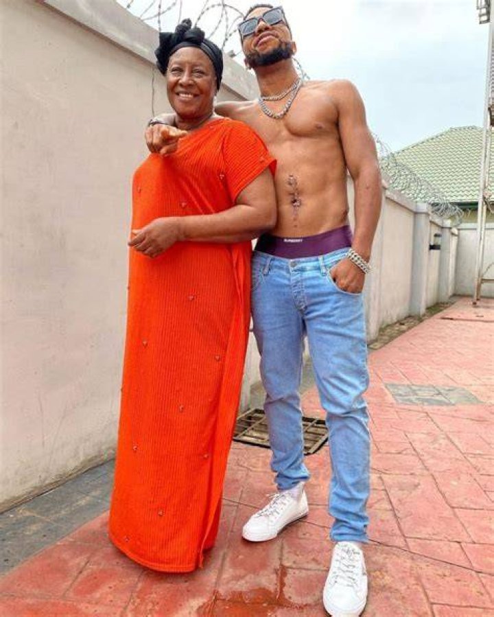 
Charles Okocha Height, Weight, Net Worth, Age, Birthday, Wikipedia, Who, Nationality, Biography 
