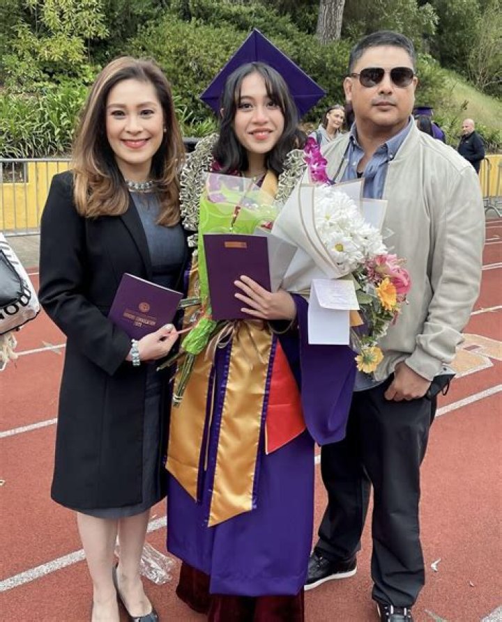 Cheri Bustos Husband, Children, Age, Wiki, Biography, Background, Family