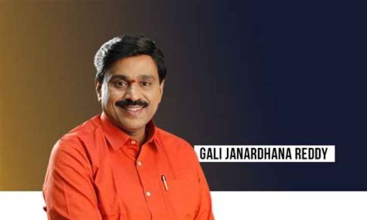 China Uemura Biography, Age, Career, Family