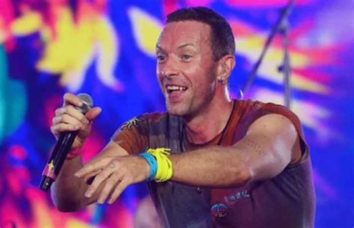 Chris Martin Of Coldplay Has Been Diagnosed With A Lung Infection, Forcing The Band To Postpone Their Next Performances