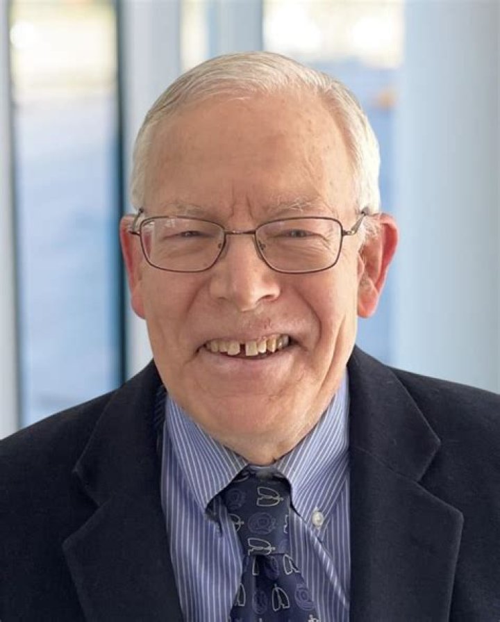 Dr. Christopher Randolph, MD – Waterbury, CT